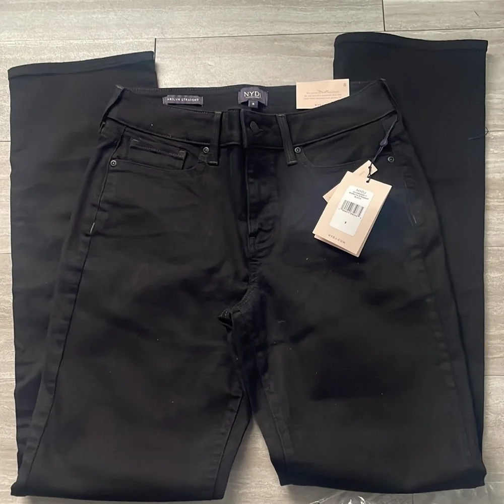 NYDJ Marilyn Straight Jeans size 8 black NWT - Picture 6 of 6